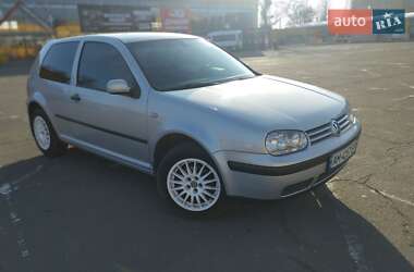 Хэтчбек Volkswagen Golf 1998 в Житомире