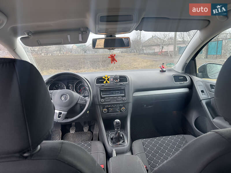 Хетчбек Volkswagen Golf 2012 в Крижополі