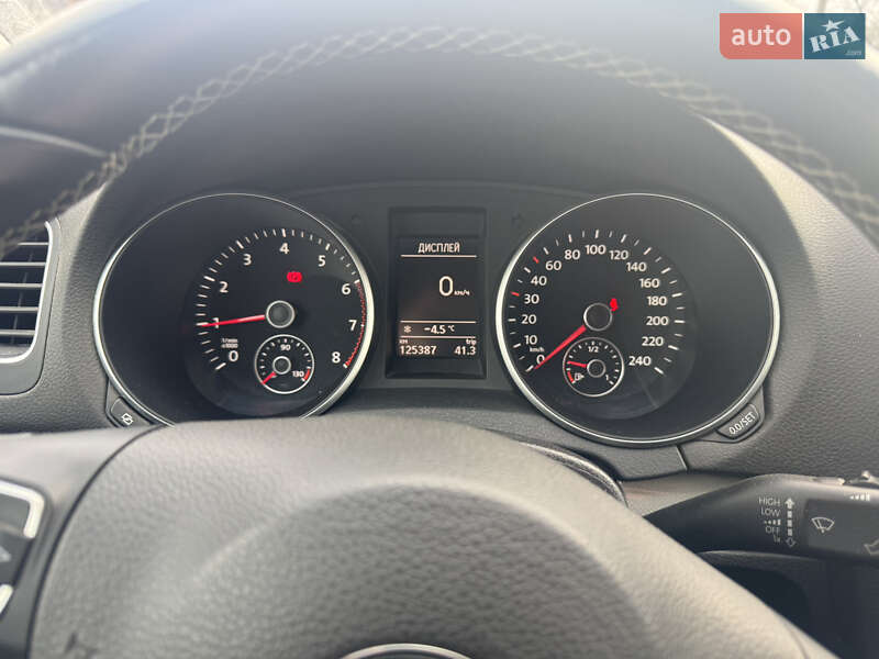 Хетчбек Volkswagen Golf 2012 в Крижополі