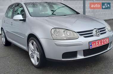 Хетчбек Volkswagen Golf 2008 в Києві