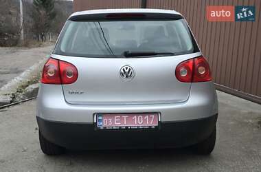 Хэтчбек Volkswagen Golf 2005 в Полтаве