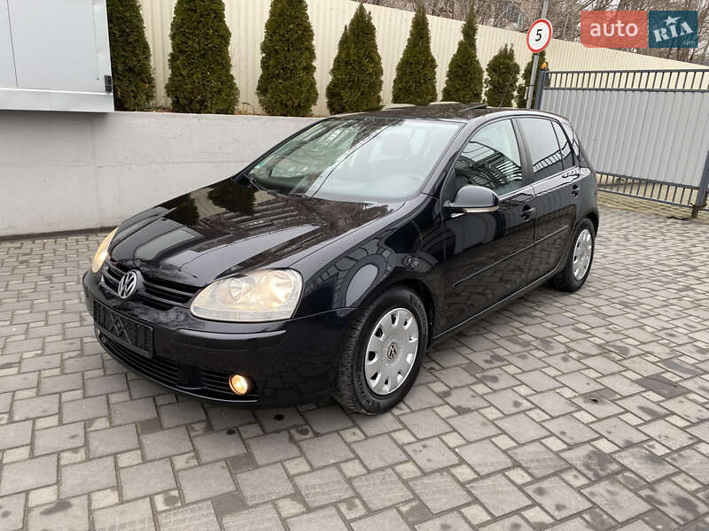 Хэтчбек Volkswagen Golf 2007 в Запорожье