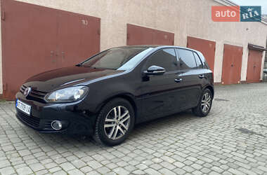 Хетчбек Volkswagen Golf 2010 в Івано-Франківську