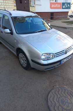 Універсал Volkswagen Golf 2002 в Дрогобичі