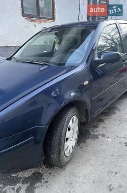 Хэтчбек Volkswagen Golf 1998 в Ужгороде