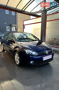 Хэтчбек Volkswagen Golf 2012 в Львове