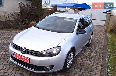 Универсал Volkswagen Golf 2012 в Черновцах