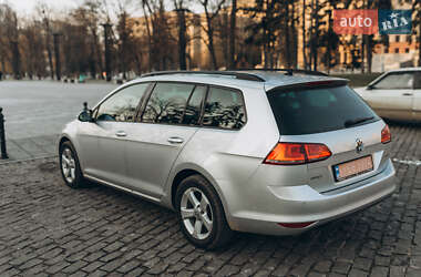 Универсал Volkswagen Golf 2013 в Харькове