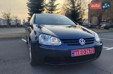 Хетчбек Volkswagen Golf 2008 в Києві