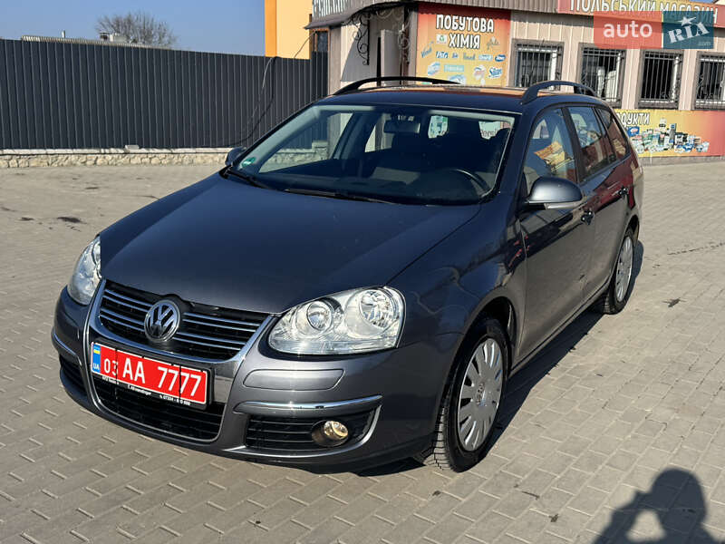 Универсал Volkswagen Golf 2007 в Вишневце