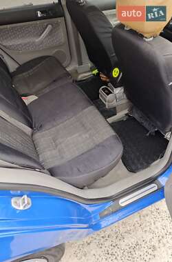 Универсал Volkswagen Golf 2001 в 