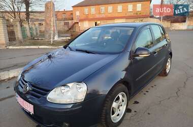 Хэтчбек Volkswagen Golf 2008 в Первомайске