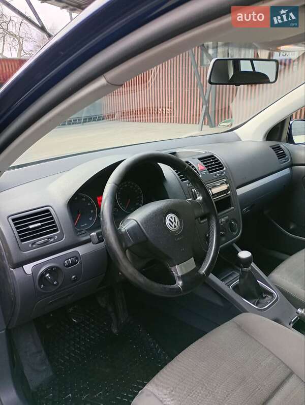 Хетчбек Volkswagen Golf 2007 в Самборі