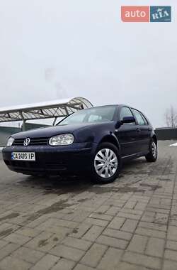 Хетчбек Volkswagen Golf 2000 в Черкасах