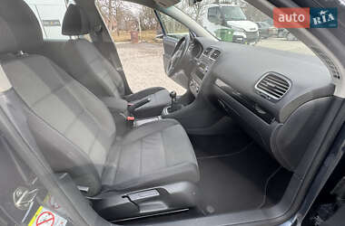 Хэтчбек Volkswagen Golf 2010 в Коломые