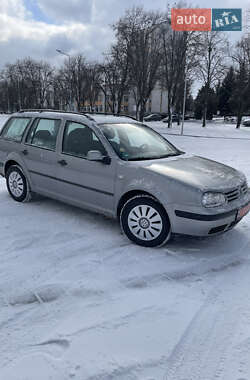 Универсал Volkswagen Golf 2003 в Черкассах