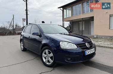 Хэтчбек Volkswagen Golf 2007 в Умани