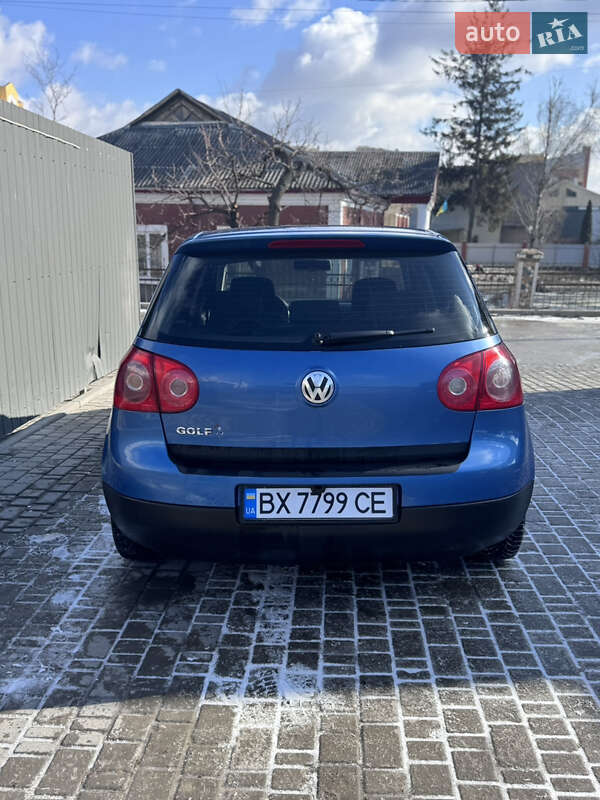 Хетчбек Volkswagen Golf 2004 в Кам'янець-Подільському
