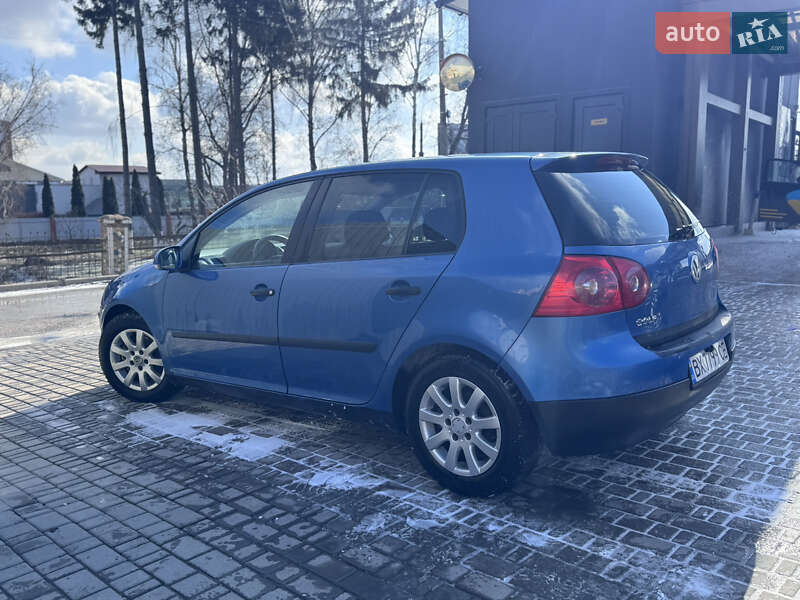 Хетчбек Volkswagen Golf 2004 в Кам'янець-Подільському