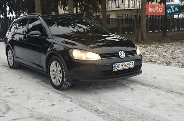 Универсал Volkswagen Golf 2015 в Староконстантинове