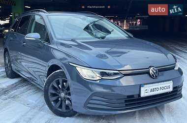 Універсал Volkswagen Golf 2021 в Києві