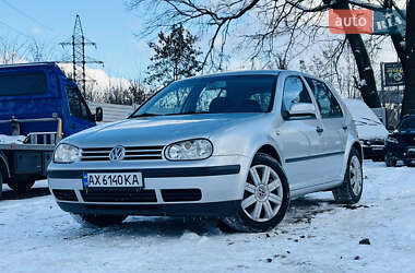 Хэтчбек Volkswagen Golf 2001 в Харькове