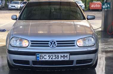 Хетчбек Volkswagen Golf 2001 в Перемишлянах