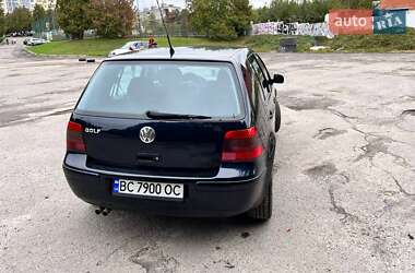 Хэтчбек Volkswagen Golf 2001 в 