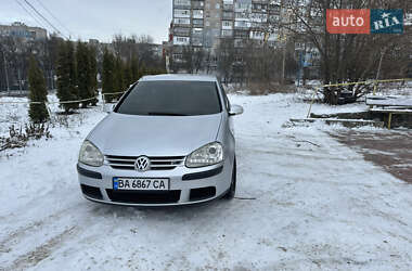 Хетчбек Volkswagen Golf 2005 в Кропивницькому