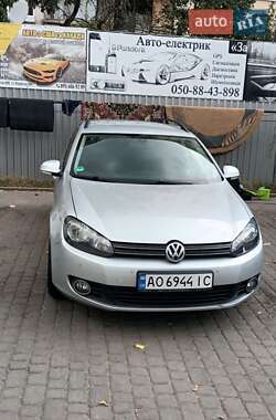 Універсал Volkswagen Golf 2010 в Ужгороді