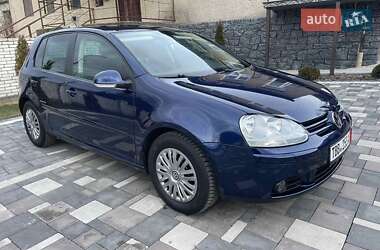Хетчбек Volkswagen Golf 2008 в 