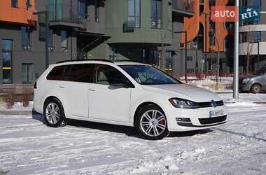 Универсал Volkswagen Golf 2015 в Киеве