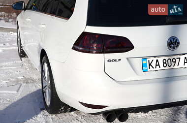 Универсал Volkswagen Golf 2015 в Киеве