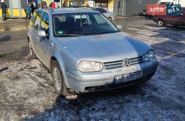 Універсал Volkswagen Golf 2004 в Дніпрі