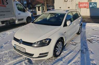 Универсал Volkswagen Golf 2015 в Киеве