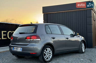 Хетчбек Volkswagen Golf 2010 в Дрогобичі