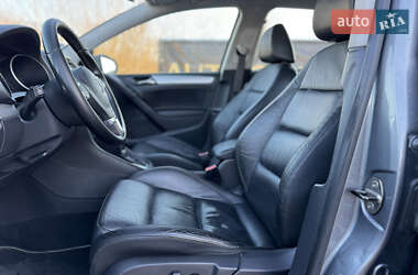 Хетчбек Volkswagen Golf 2010 в Дрогобичі