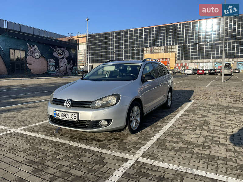 Универсал Volkswagen Golf 2013 в 
