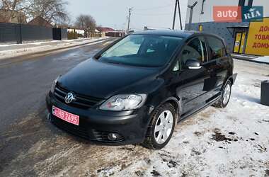 Хэтчбек Volkswagen Golf 2006 в Луцке