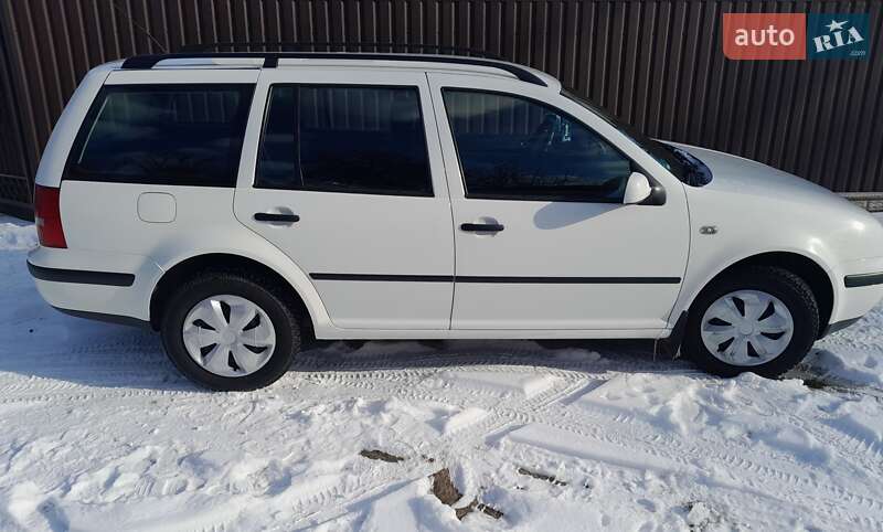 Универсал Volkswagen Golf 2006 в Кролевце