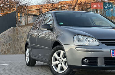 Хэтчбек Volkswagen Golf 2007 в Виннице