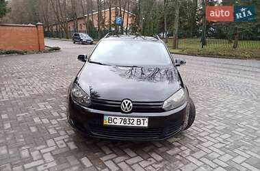 Универсал Volkswagen Golf 2010 в Львове