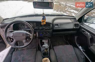 Хэтчбек Volkswagen Golf 1995 в Любомле