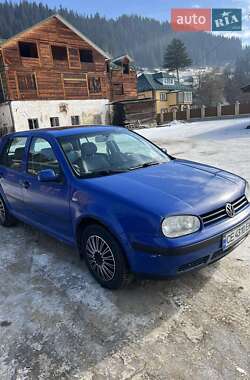 Хетчбек Volkswagen Golf 2000 в Путилі