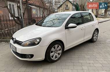 Хетчбек Volkswagen Golf 2010 в Надвірній