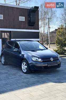 Хэтчбек Volkswagen Golf 2010 в Тячеве