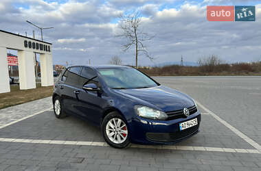 Хетчбек Volkswagen Golf 2010 в Мукачевому