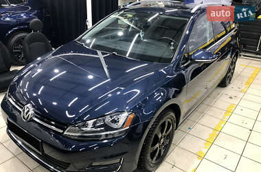 Универсал Volkswagen Golf 2015 в 