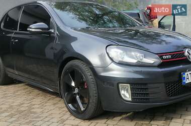 Хэтчбек Volkswagen Golf 2010 в Ивано-Франковске