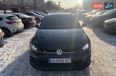 Универсал Volkswagen Golf 2013 в Киеве